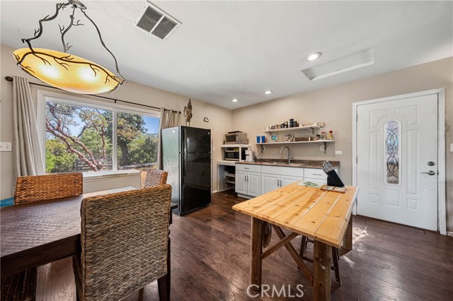 15000 Gray Pine Road, Lower Lake CA: https://media.crmls.org/medias/79ab0fd3-380d-4c20-97c7-5c2c9a863d9c.jpg