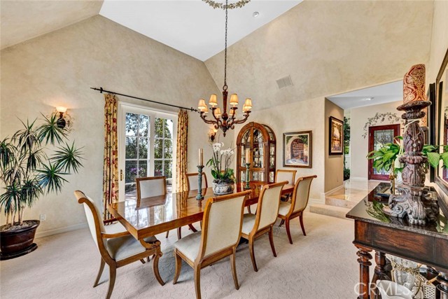10302 Broadview Place, North Tustin CA: https://media.crmls.org/medias/79abe1c1-7520-4417-af8a-72130f4d20bc.jpg