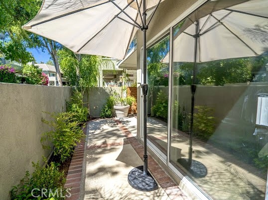 23957 Arroyo Park Drive, Valencia CA: https://media.crmls.org/medias/79abfe50-6ba1-4d7b-a64d-3623246dd1d0.jpg