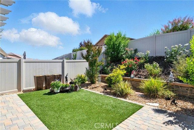 345 Lucinda Terrace, Beaumont CA: https://media.crmls.org/medias/79ac8230-62e2-46ee-ae76-780b2b234723.jpg