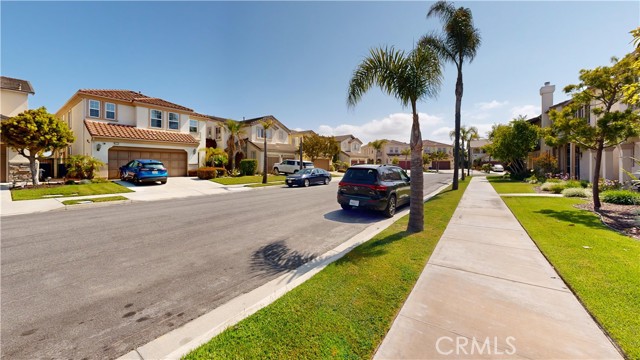 Detail Gallery Image 3 of 41 For 4322 Waterside Ln, Oxnard,  CA 93035 - 4 Beds | 2/1 Baths
