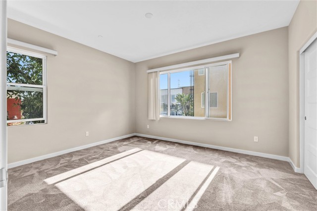 Detail Gallery Image 15 of 25 For 1602 W Artesia Sq a,  Gardena,  CA 90248 - 2 Beds | 2/1 Baths