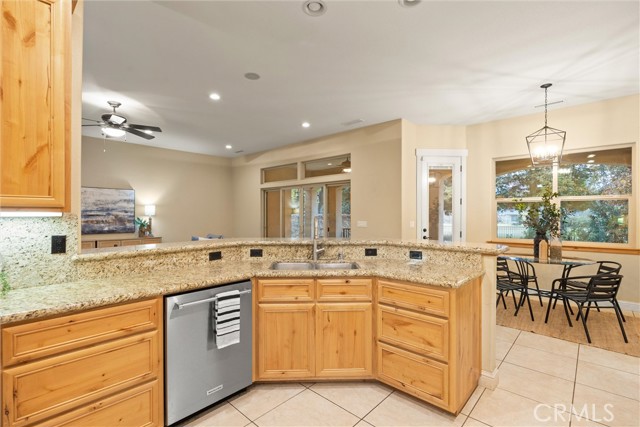 Detail Gallery Image 22 of 44 For 10473 Bogie, Chico,  CA 95928 - 4 Beds | 3 Baths