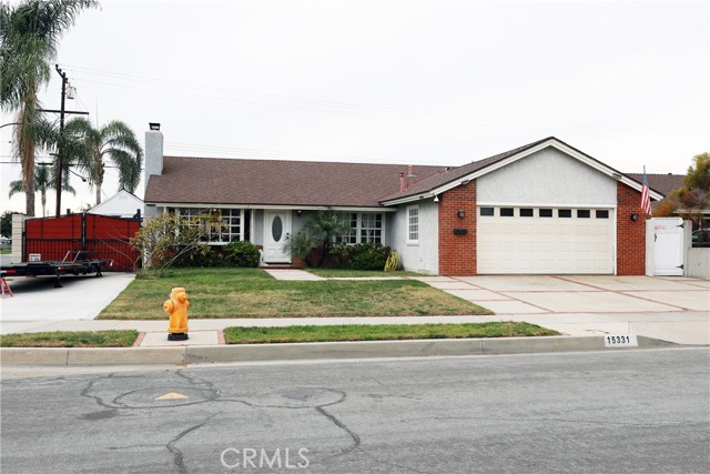 15331 Newcastle Ln, Huntington Beach, CA 92647