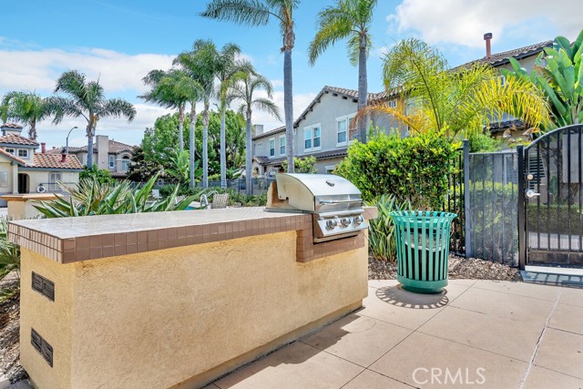 6118 Citracado Circle, Carlsbad CA: https://media.crmls.org/medias/79b252b2-680b-48af-9755-2d7e6ac5cd98.jpg
