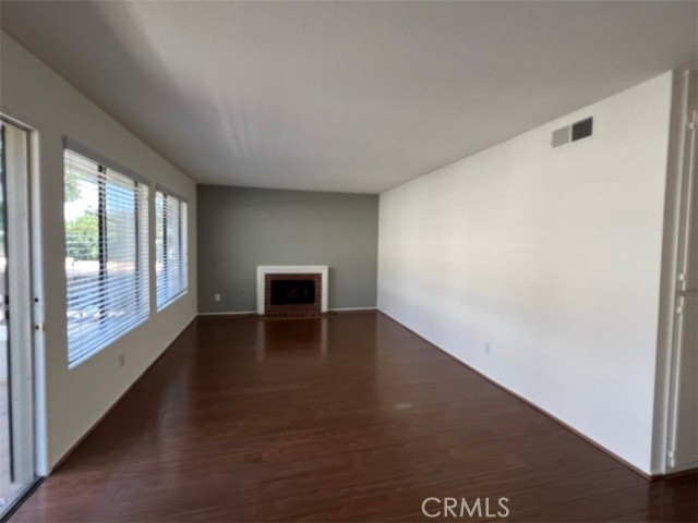 Detail Gallery Image 3 of 25 For 25675 View Pointe 10f,  Lake Forest,  CA 92630 - 2 Beds | 1 Baths