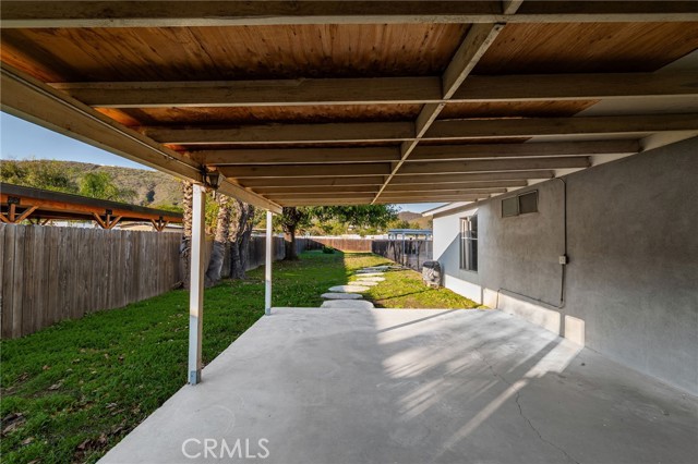 Detail Gallery Image 28 of 46 For 9941 Granite Hill Dr, Jurupa Valley,  CA 92509 - 4 Beds | 2 Baths