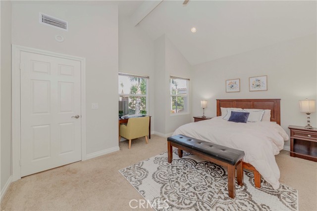 19 Las Cruces, Irvine CA: https://media.crmls.org/medias/79b3edba-b38a-43b7-a4c2-8c0e95563e6b.jpg