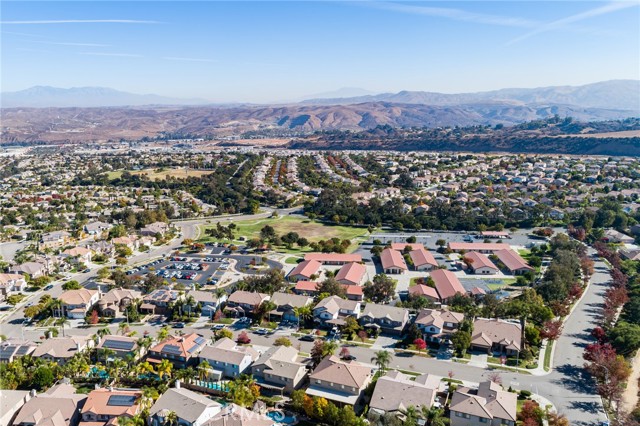 Detail Gallery Image 43 of 49 For 1652 Rivendel Dr, Corona,  CA 92883 - 4 Beds | 4 Baths