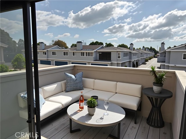 Detail Gallery Image 6 of 9 For 1273 San Simeon Ct #1,  Ventura,  CA 93003 - 2 Beds | 1/1 Baths