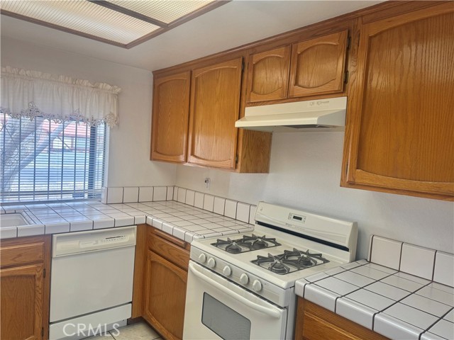 15469 Chaparral Street, Victorville CA: https://media.crmls.org/medias/79b52586-cd1e-43e6-bab1-5b034dae1e41.jpg