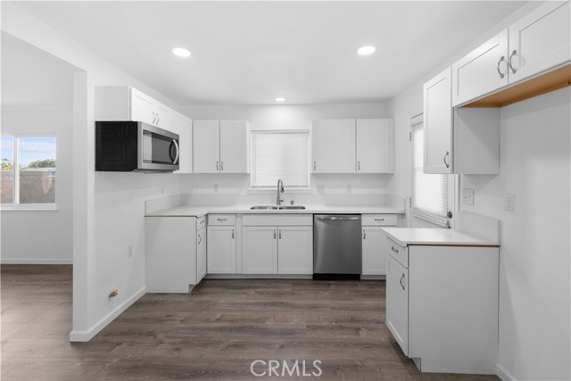 Detail Gallery Image 5 of 19 For 361 E San Bernardino Ave, Redlands,  CA 92374 - 3 Beds | 2 Baths