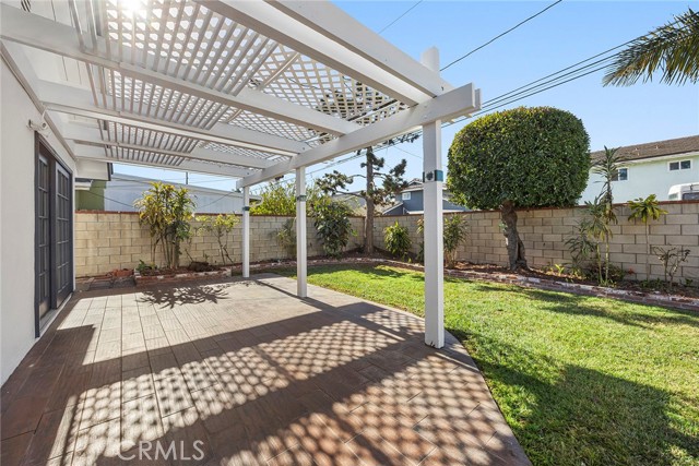 Detail Gallery Image 32 of 48 For 21791 Bushard St, Huntington Beach,  CA 92646 - 3 Beds | 2 Baths