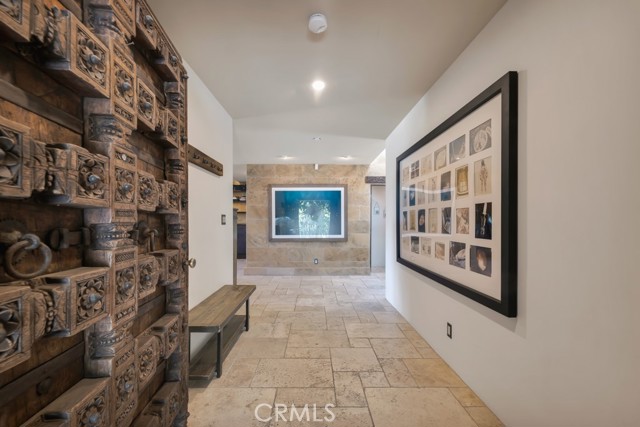 Detail Gallery Image 8 of 68 For 27409 Pacific Coast Hwy, Malibu,  CA 90265 - 4 Beds | 4 Baths