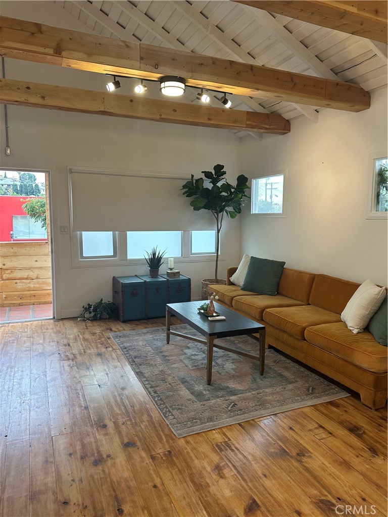 MLS #SB25059372 img 9