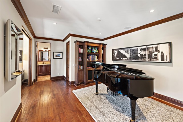1 Overlook Drive, Ladera Ranch CA: https://media.crmls.org/medias/79b7c448-aca2-4a55-826e-d7166da9a228.jpg