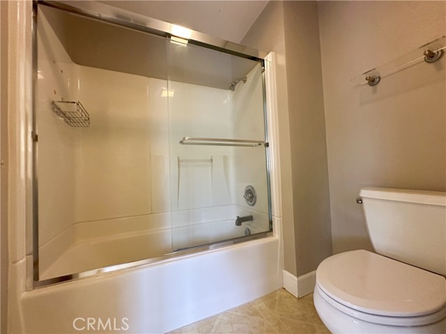 2424 S Diamond Bar Blvd, Diamond Bar CA: https://media.crmls.org/medias/79b8726b-bb8f-4693-9936-b8dce3ff47df.jpg