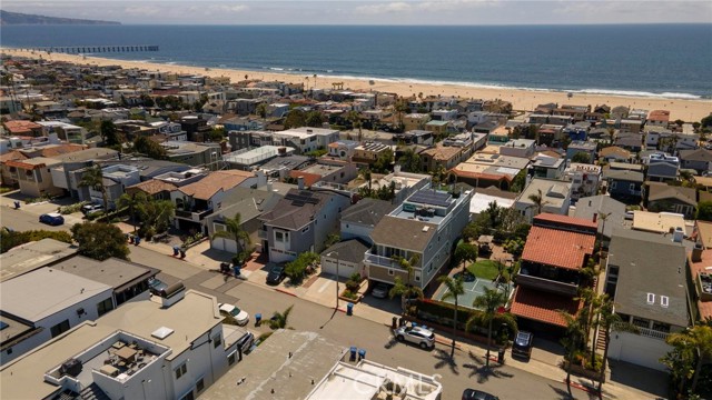 2451 Silverstrand Avenue, Hermosa Beach, California 90254, 2 Bedrooms Bedrooms, ,1 BathroomBathrooms,Residential,Sold,Silverstrand,SB24097539