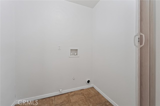 6819 Bellaire Avenue photo 16