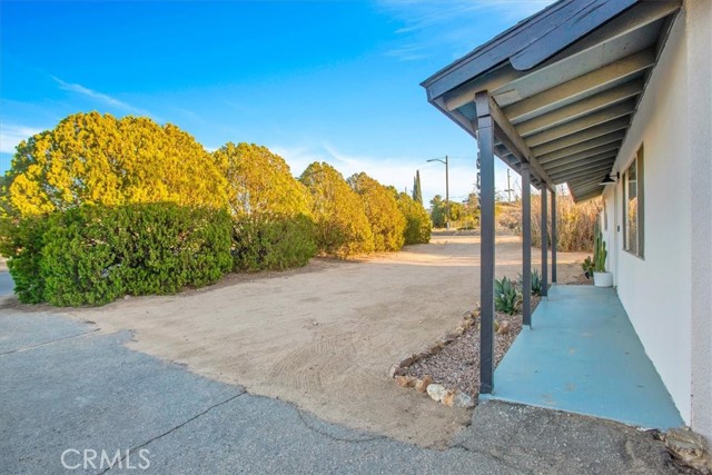 Detail Gallery Image 2 of 45 For 7638 Church St, Yucca Valley,  CA 92284 - 2 Beds | 1 Baths