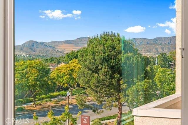 536 Cultivate, Irvine CA: https://media.crmls.org/medias/79b99f27-8f0c-4ce3-87f7-71c7d73ead76.jpg