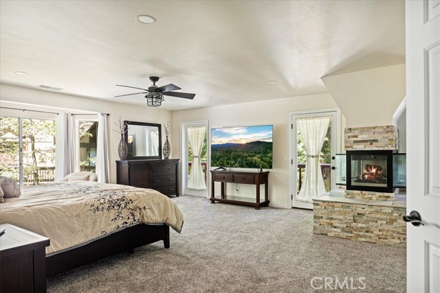 Detail Gallery Image 23 of 46 For 28670 Shenandoah Dr, Lake Arrowhead,  CA 92352 - 4 Beds | 4 Baths