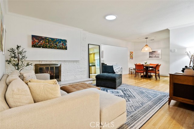 Image 5 of 42 For 22939 Lull Street