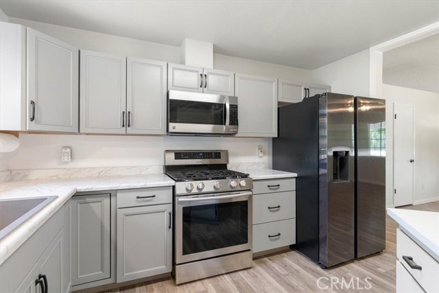 21999 Riverside Avenue, Red Bluff CA: https://media.crmls.org/medias/79bb9a1a-1b67-41d6-ab37-1eb3fdecfd12.jpg