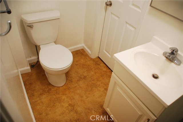 2615 SANTA ANA Avenue, Costa Mesa CA: https://media.crmls.org/medias/79bba01c-74a8-4e64-8214-6954ef688369.jpg