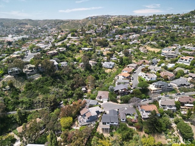 Detail Gallery Image 53 of 57 For 990 Meadowlark Dr, Laguna Beach,  CA 92651 - 3 Beds | 2 Baths