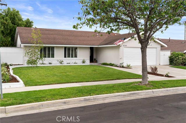 Image 2 for 16742 Summercloud Ln, Huntington Beach, CA 92647