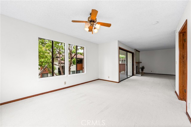 6222 Riviera Circle, Long Beach CA: https://media.crmls.org/medias/79bc69c5-87e5-4a49-81fb-3b5bfe6ccd47.jpg