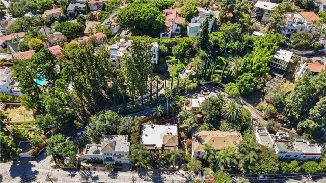 Detail Gallery Image 21 of 27 For 2258 Helios Dr, Los Angeles,  CA 90068 - 2 Beds | 1 Baths