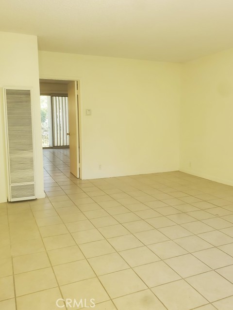 Detail Gallery Image 8 of 10 For 3891 Locust St, Riverside,  CA 92501 - 1 Beds | 1 Baths