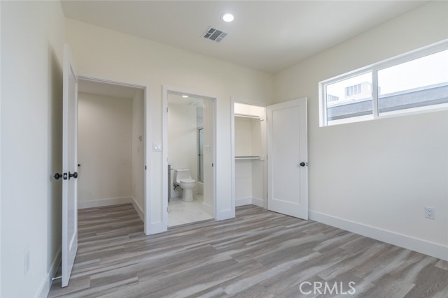 Detail Gallery Image 35 of 39 For 443 1/2 N Harvard Bld, Los Angeles,  CA 90004 - 4 Beds | 4 Baths