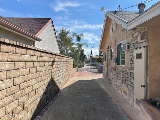 845 North Hagar Street photo 3