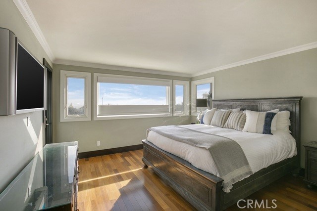 405 15th Street, Manhattan Beach CA: https://media.crmls.org/medias/79bf689e-cef0-435d-a5b2-103df25f5700.jpg