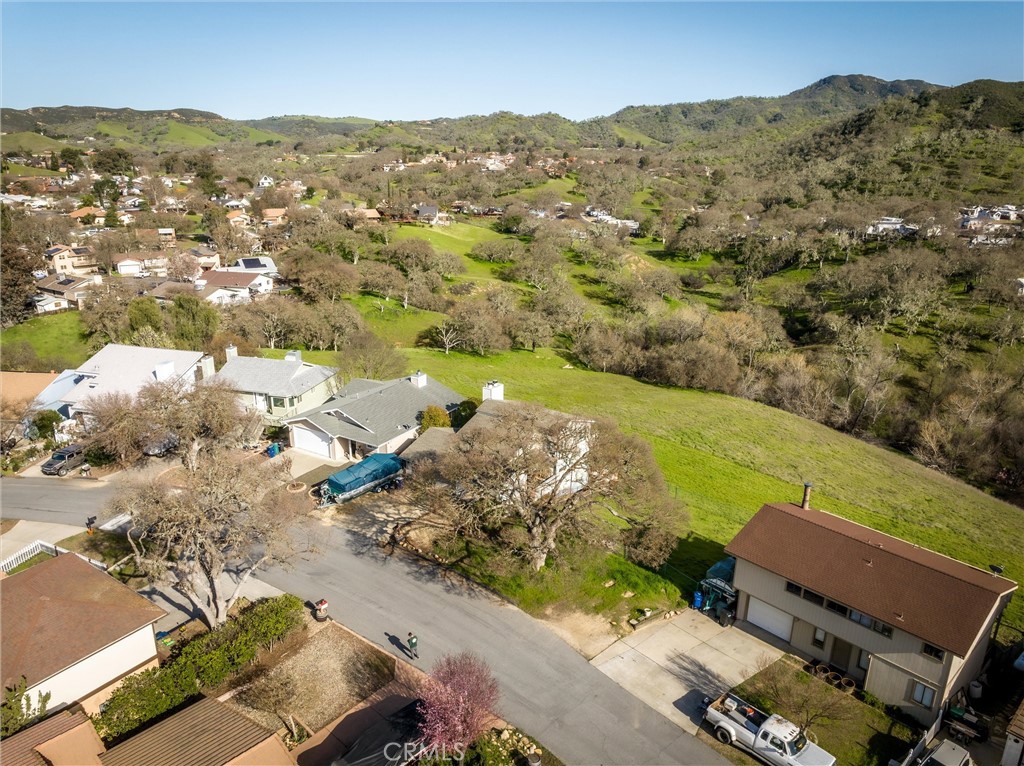 5042 Meadow Lark Lane