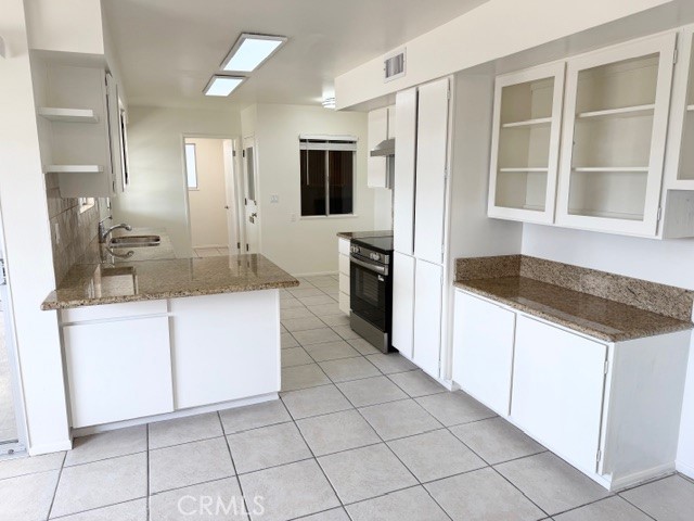 Detail Gallery Image 9 of 20 For 25811 Musselburgh Dr, Menifee,  CA 92586 - 2 Beds | 2 Baths
