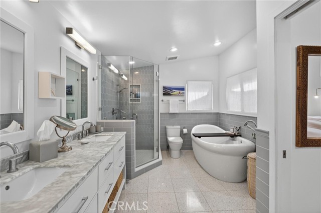 Detail Gallery Image 26 of 26 For 768 26th St, Manhattan Beach,  CA 90266 - 3 Beds | 2 Baths