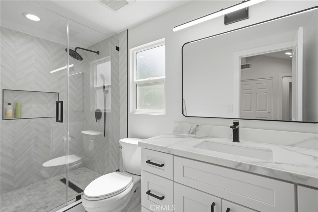 MLS #OC26121492 image #20