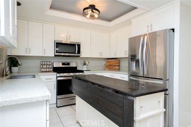 Detail Gallery Image 11 of 33 For 9835 Sycamore Ave, Fontana,  CA 92335 - 3 Beds | 2 Baths