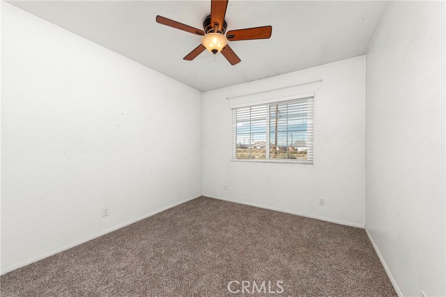 Detail Gallery Image 14 of 21 For 9020 Redwood, California City,  CA 93505 - 3 Beds | 2 Baths