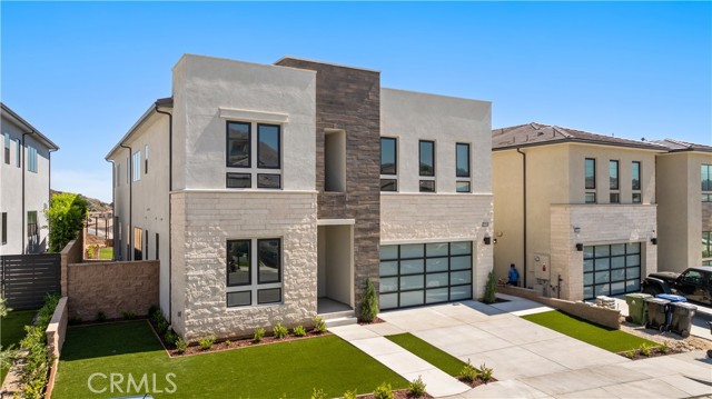 Detail Gallery Image 2 of 70 For 20548 Hummingbird Ct, Porter Ranch,  CA 91326 - 5 Beds | 5/1 Baths