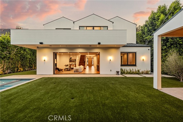 Detail Gallery Image 37 of 41 For 4930 Edgerton Ave, Encino,  CA 91436 - 5 Beds | 5/1 Baths