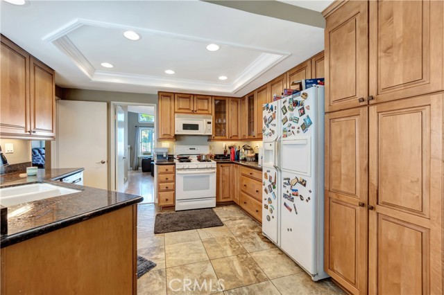 Detail Gallery Image 19 of 44 For 21205 Serra Vista, Lake Forest,  CA 92630 - 2 Beds | 2/1 Baths