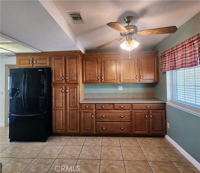 Detail Gallery Image 11 of 48 For 26755 Red Coach Ln, Helendale,  CA 92342 - 4 Beds | 2 Baths