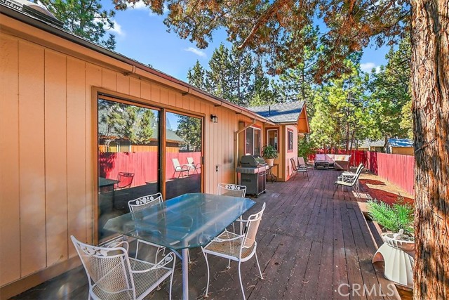 Detail Gallery Image 23 of 29 For 401 E Angeles Bld, Big Bear City,  CA 92314 - 3 Beds | 2 Baths