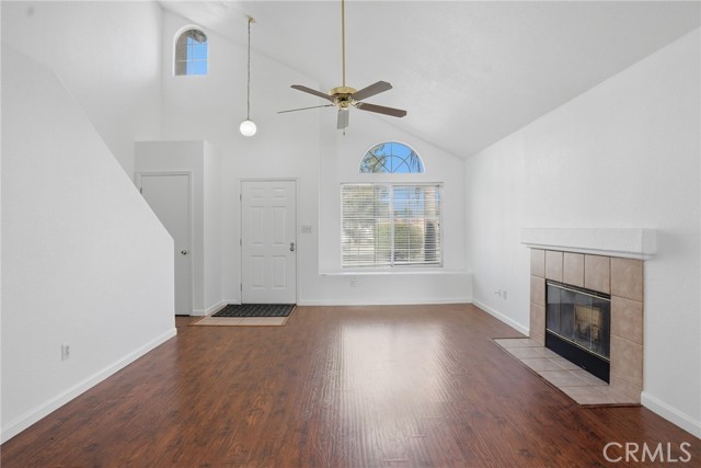 Detail Gallery Image 2 of 41 For 10703 Petalo, Bakersfield,  CA 93311 - 3 Beds | 2/1 Baths