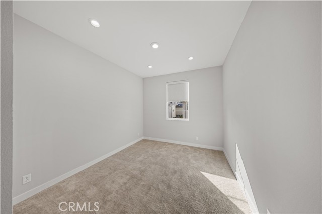 120 Pin Lane, Lake Forest CA: https://media.crmls.org/medias/79c35c3c-b41d-4033-ac29-31596191b6a5.jpg